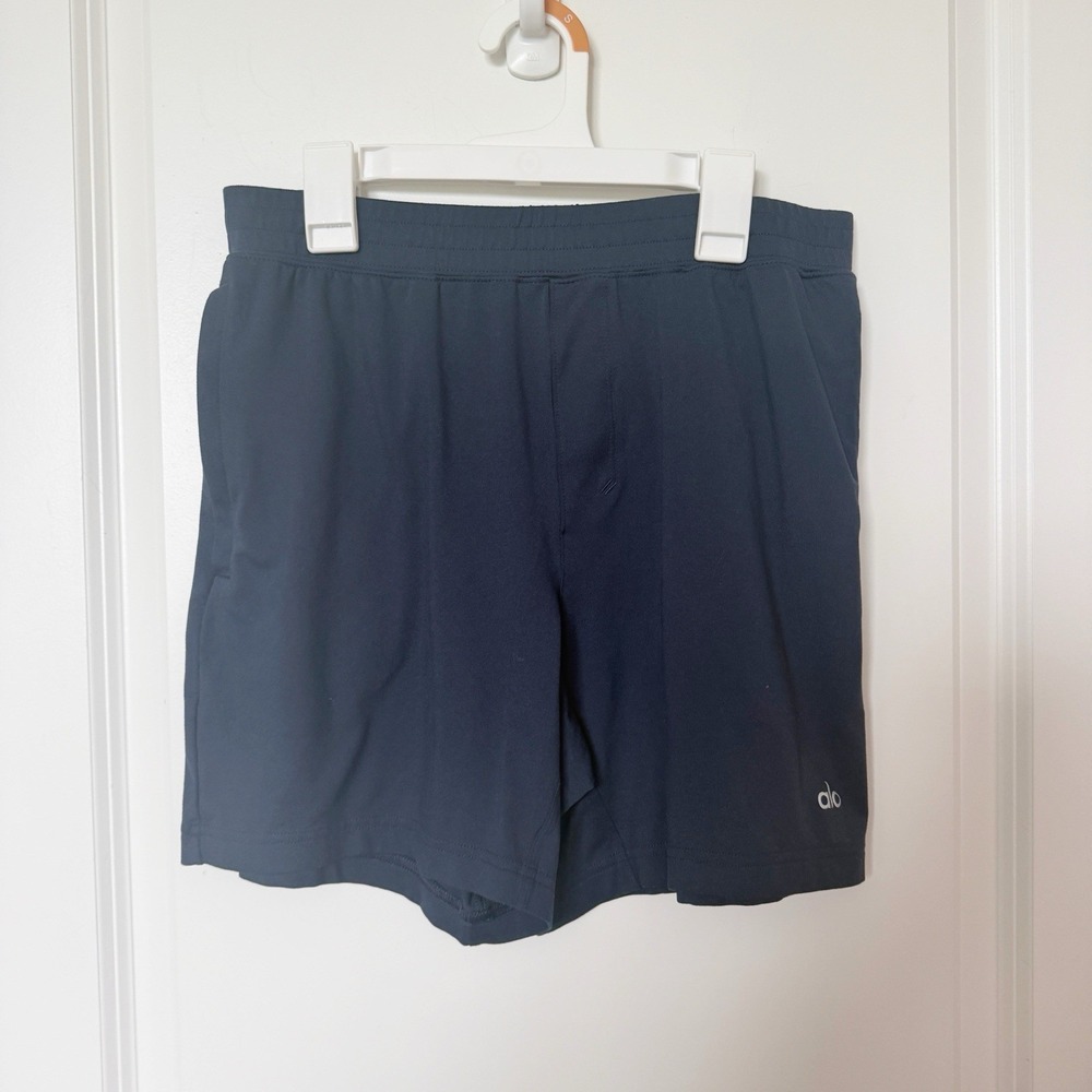 Alo Mens Navy Lounge Shorts Small Athleisure Comfort Casual Soft